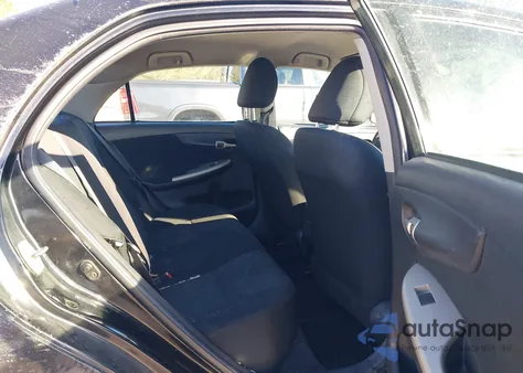 2010 Toyota Corolla S z USA, uszkodzony, nr VIN 2T1BU4EE0AC469654